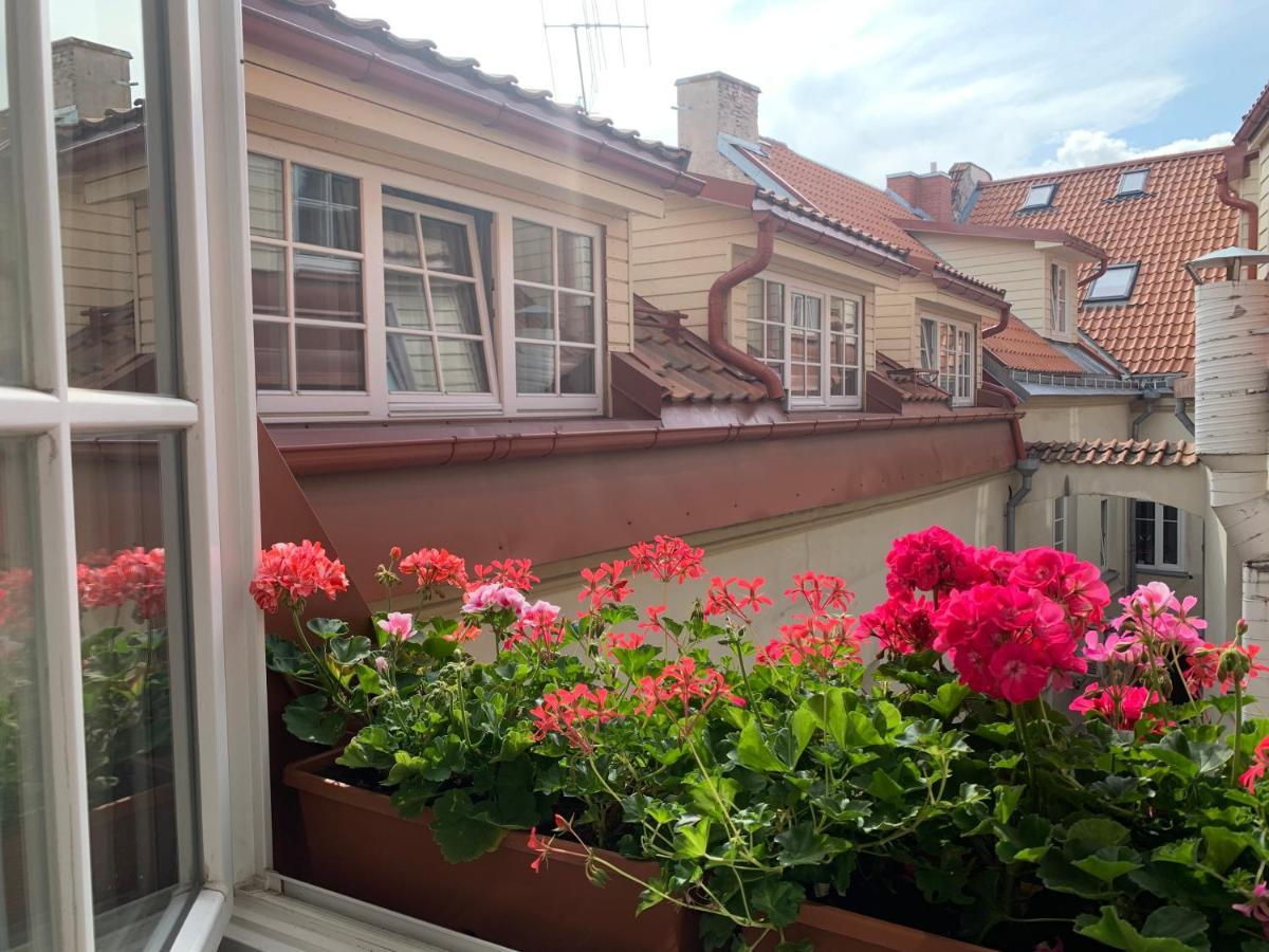 Very Vilnius Pilies Street Ngoại thất bức ảnh