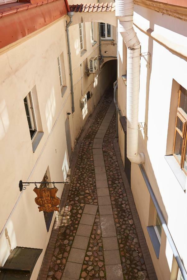 Very Vilnius Pilies Street Ngoại thất bức ảnh
